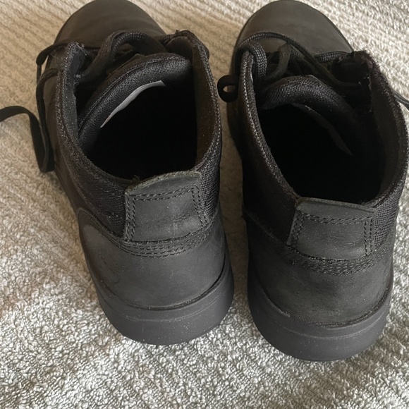 Men CHUKKA BOOTS *TIMBERLAND GROVETON* Size US8 EU 41.5 - Picture 7 of 9